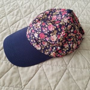 ☀️5 for $20- Chatties Floral Cap